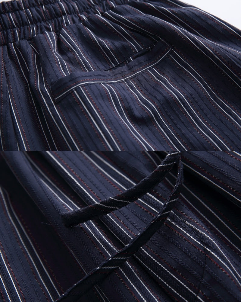 بنطلون قصير مقلم مريح