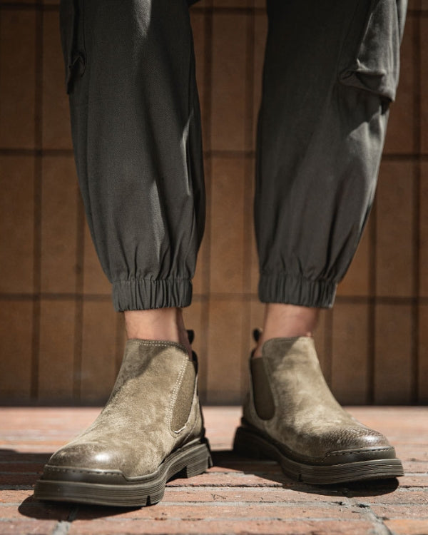 حذاء تشيلسي من الجلد المدبوغ من الجلد المدبوغ من أوربان تيرين