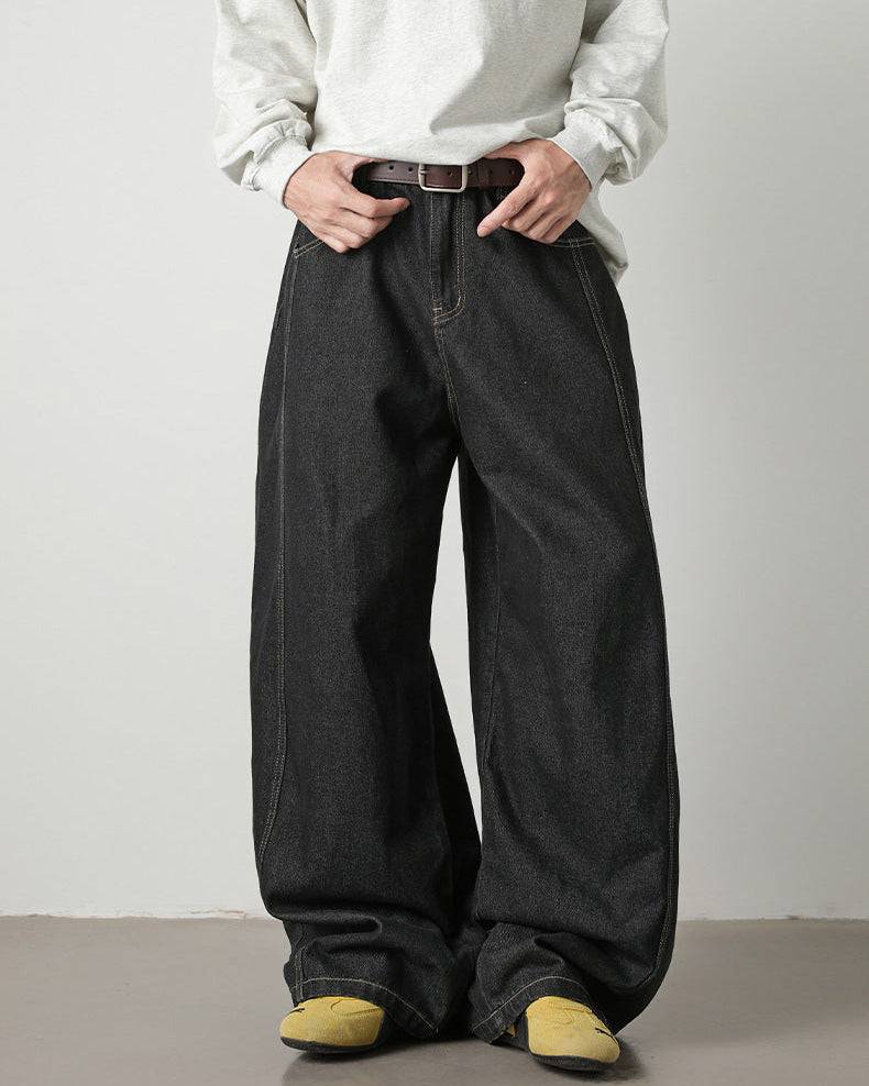 The Seamline Relaxed Denim Jeans