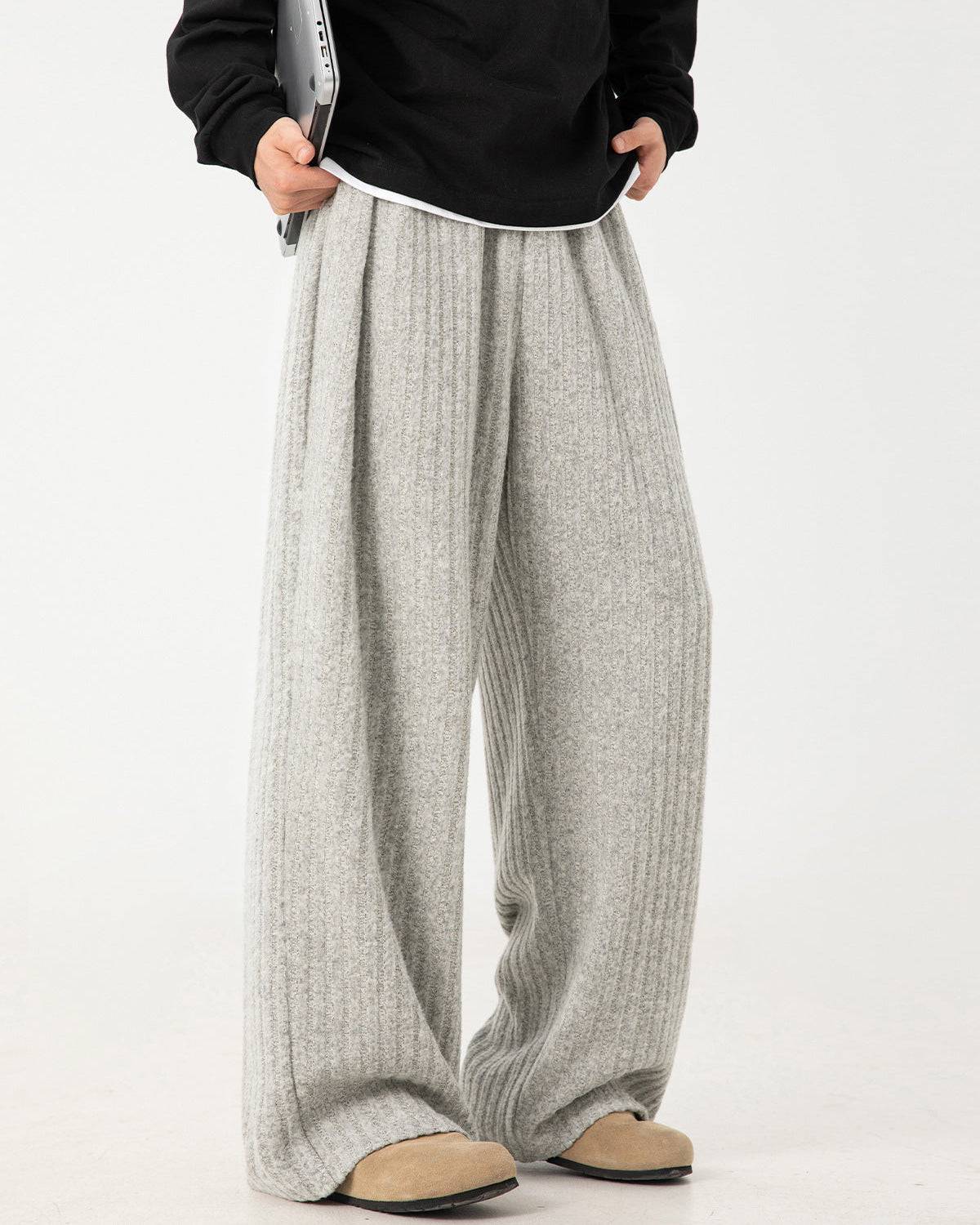 The Textured Fleece Sweatpants