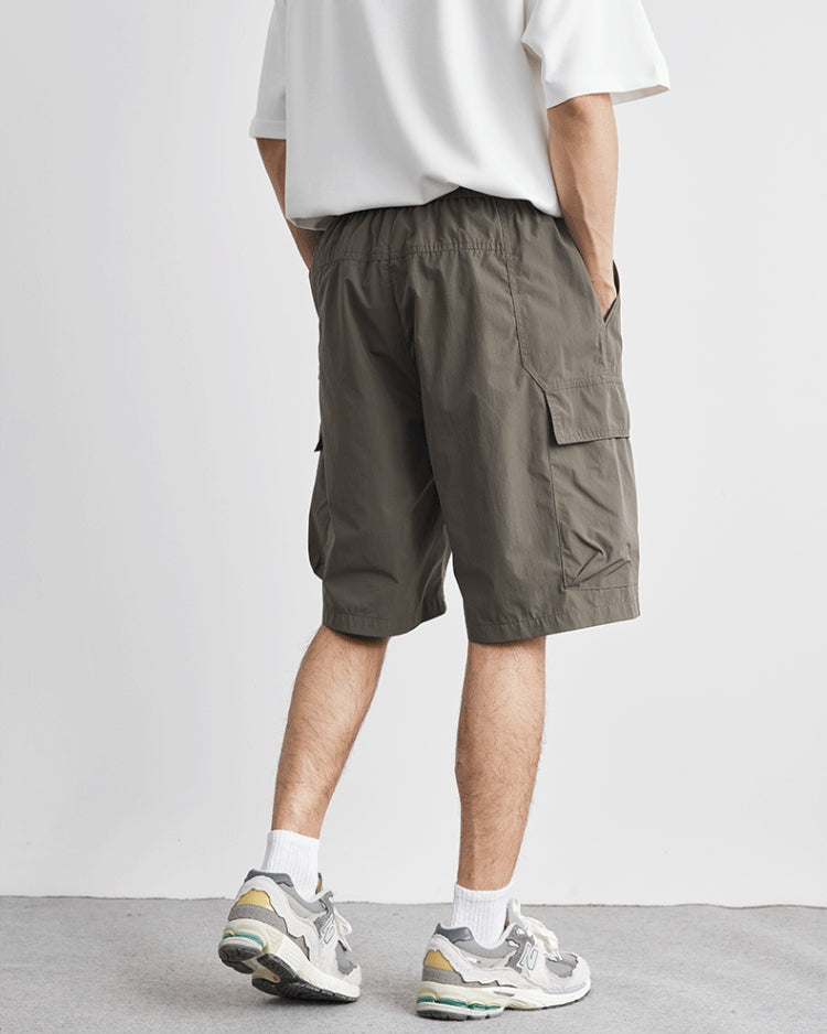 Kniehohe Cargo-Shorts