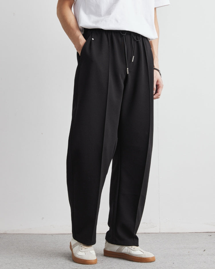 Soft Feel Straigh Lef Trousers mit Bund und Kordelzug