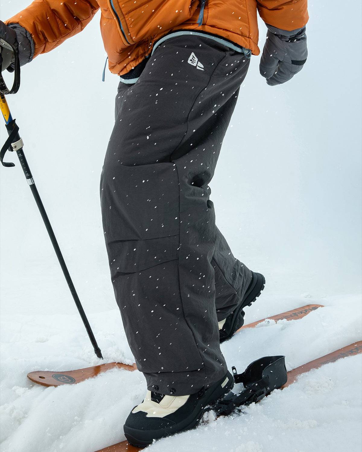 The Summit Pleated Cargo Trousers