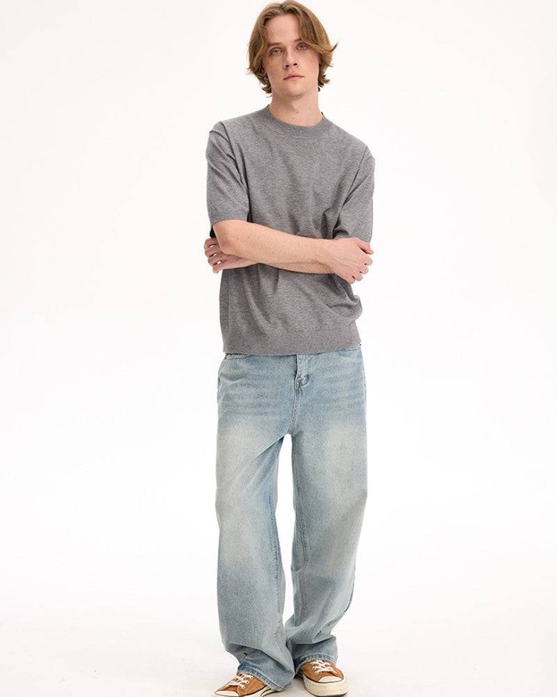 Classic Relaxed Wide-Leg Jeans