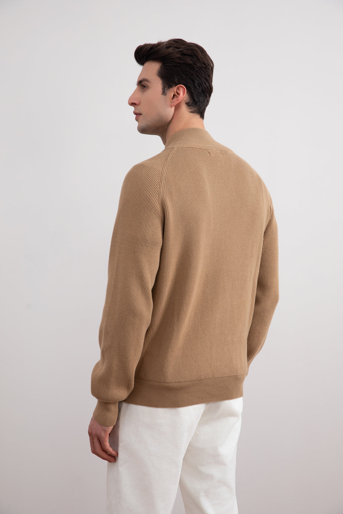 Chaqueta con cremallera y ribete inglés