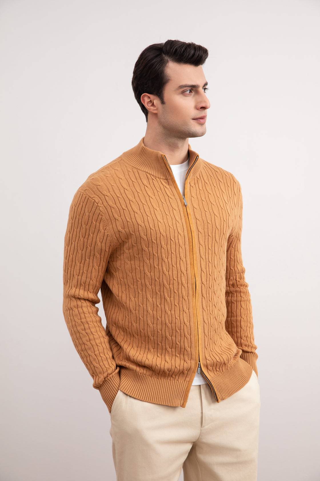 Sienna Cable Knit full-zip Sweater - Tour&Tate