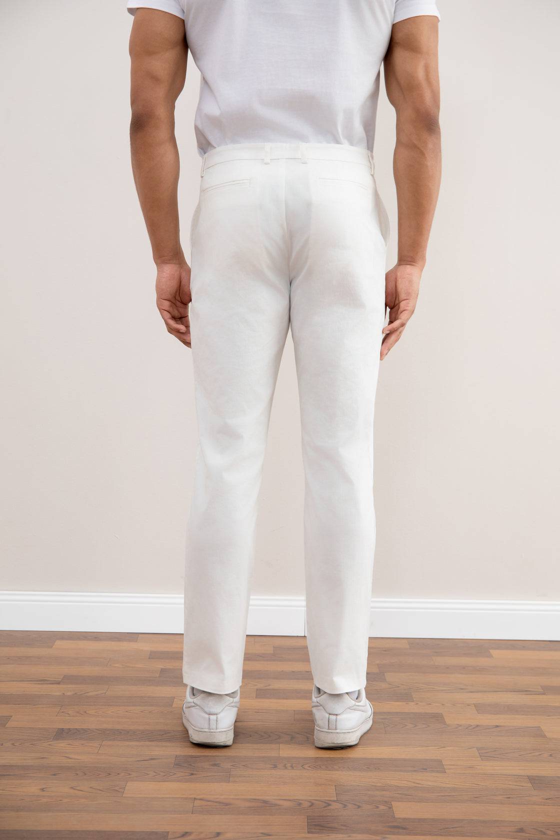 White Straight-Fit Chino - Tour&Tate