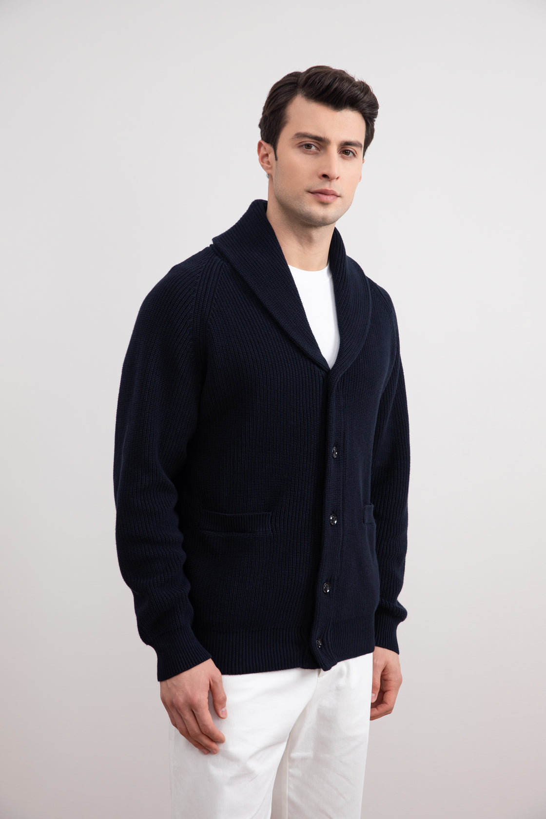 Chaqueta de punto con cuello chal azul marino