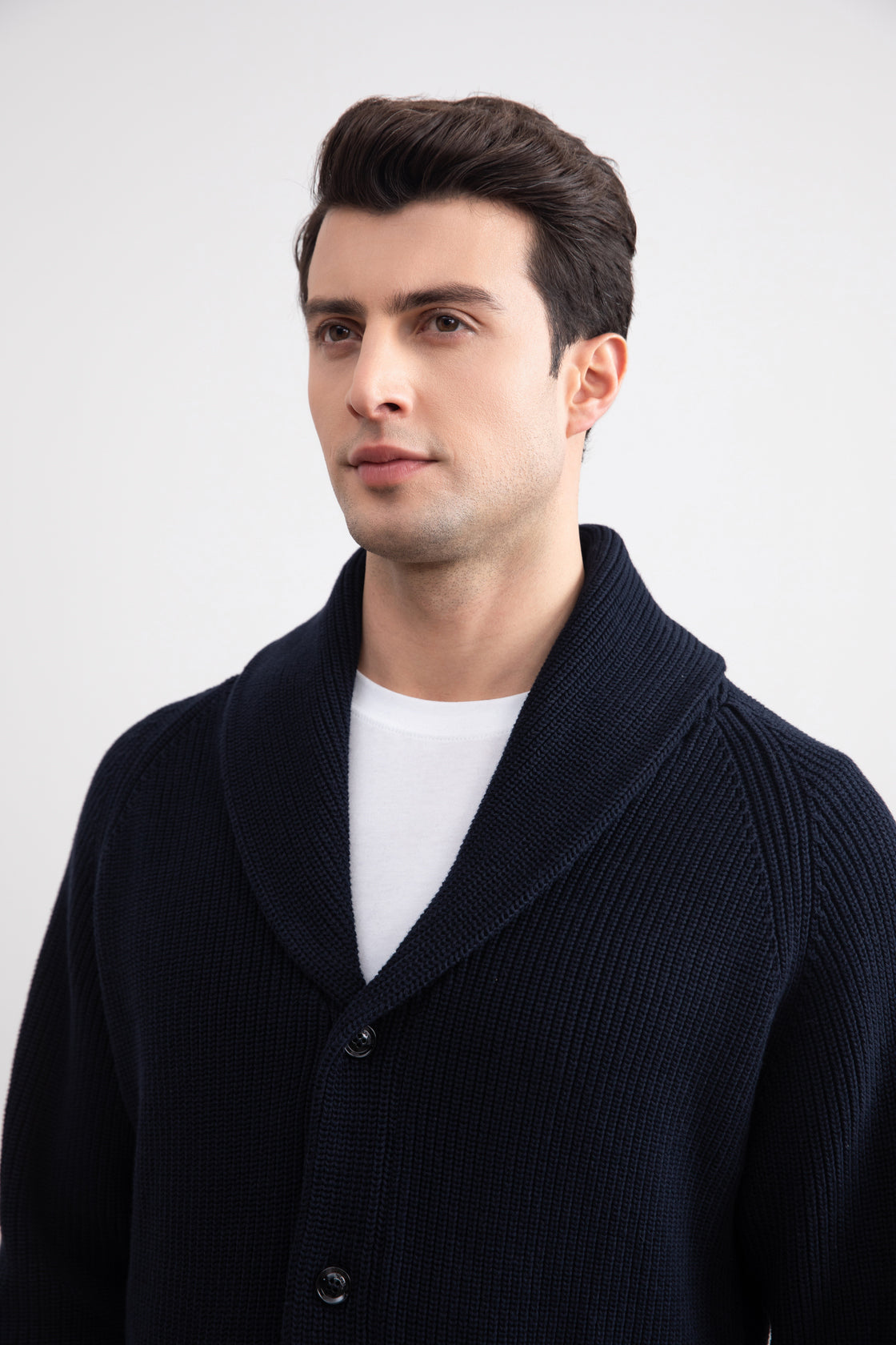 Chaqueta de punto con cuello chal azul marino