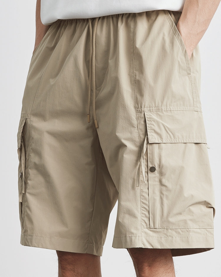 Kniehohe Cargo-Shorts