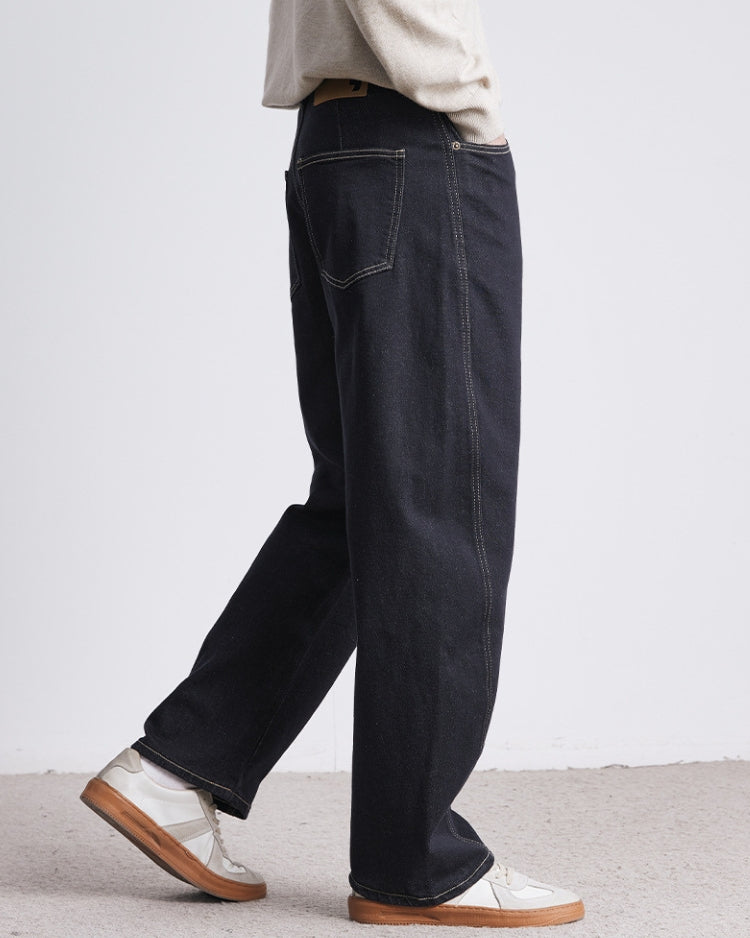 Raw Indigo Jeans mit geradem Bein