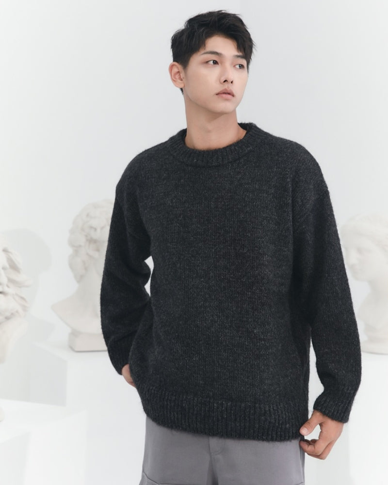 Strickpullover mit Rundhalsausschnitt in lockerer Passform aus Mischgewebe
