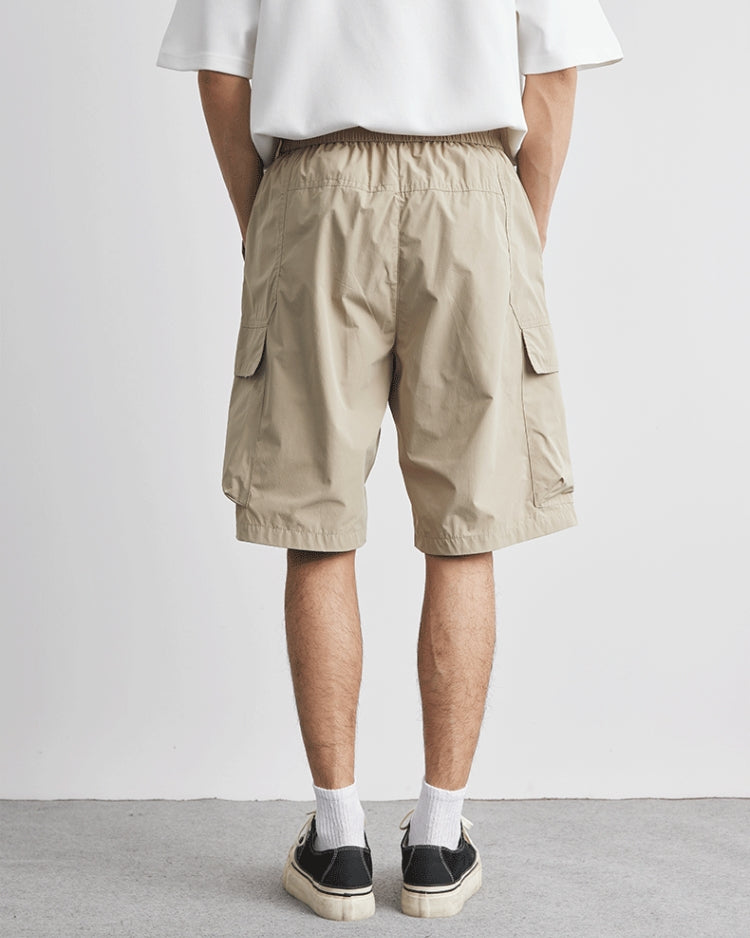 Kniehohe Cargo-Shorts