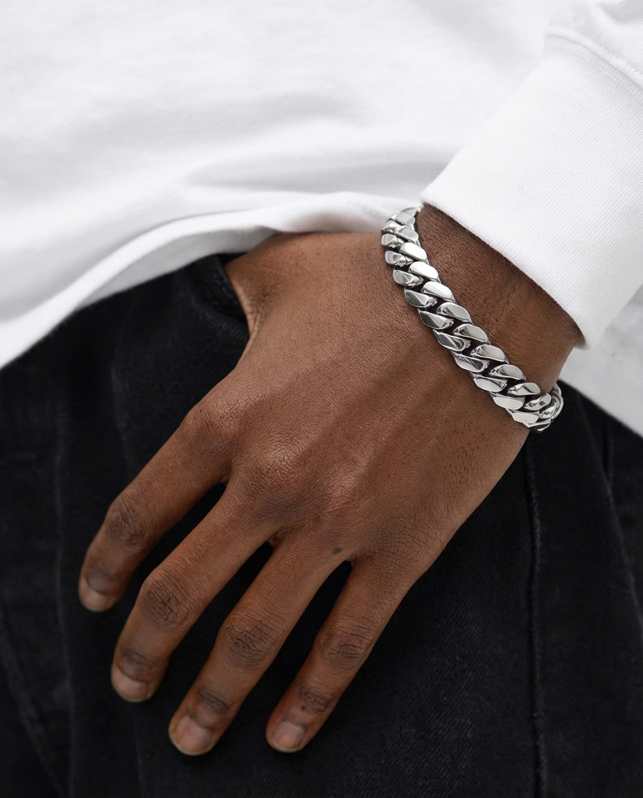 Grand Polished Cuban Link Bracelet
