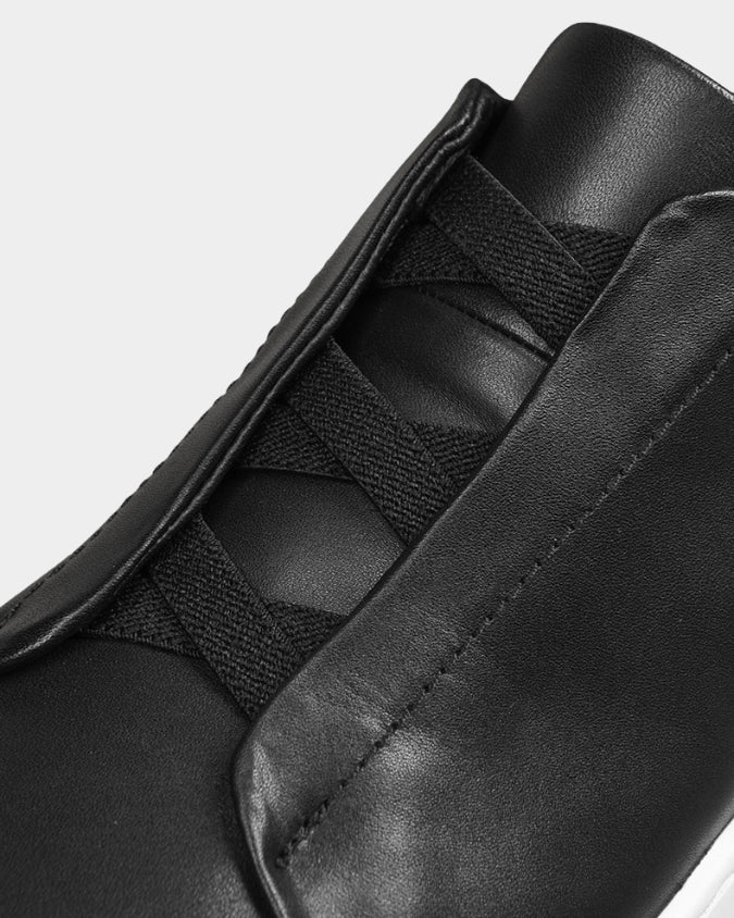 Dark Knight Schnürfreier Sneaker