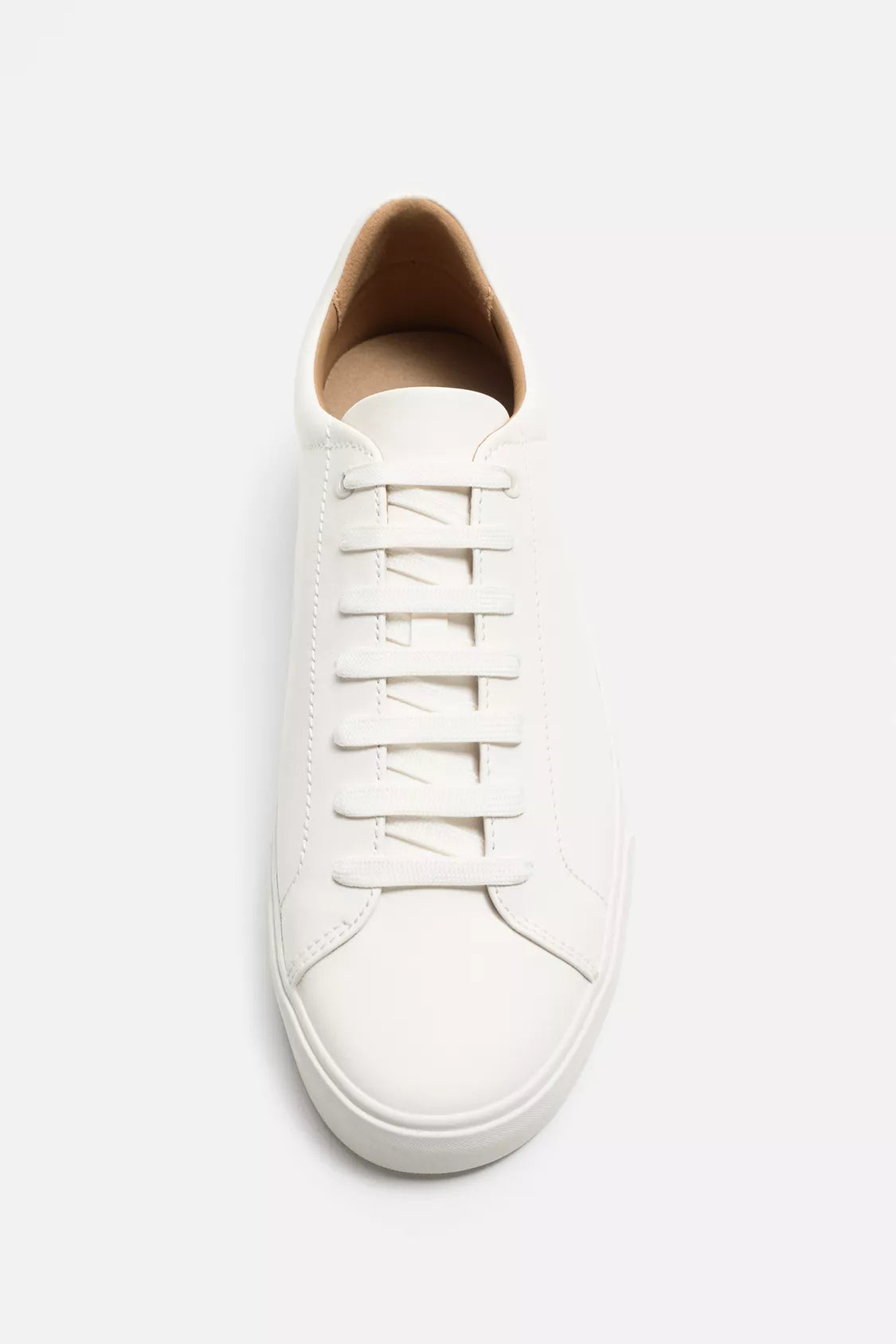 BASKETS DE BASE BLANCHES
