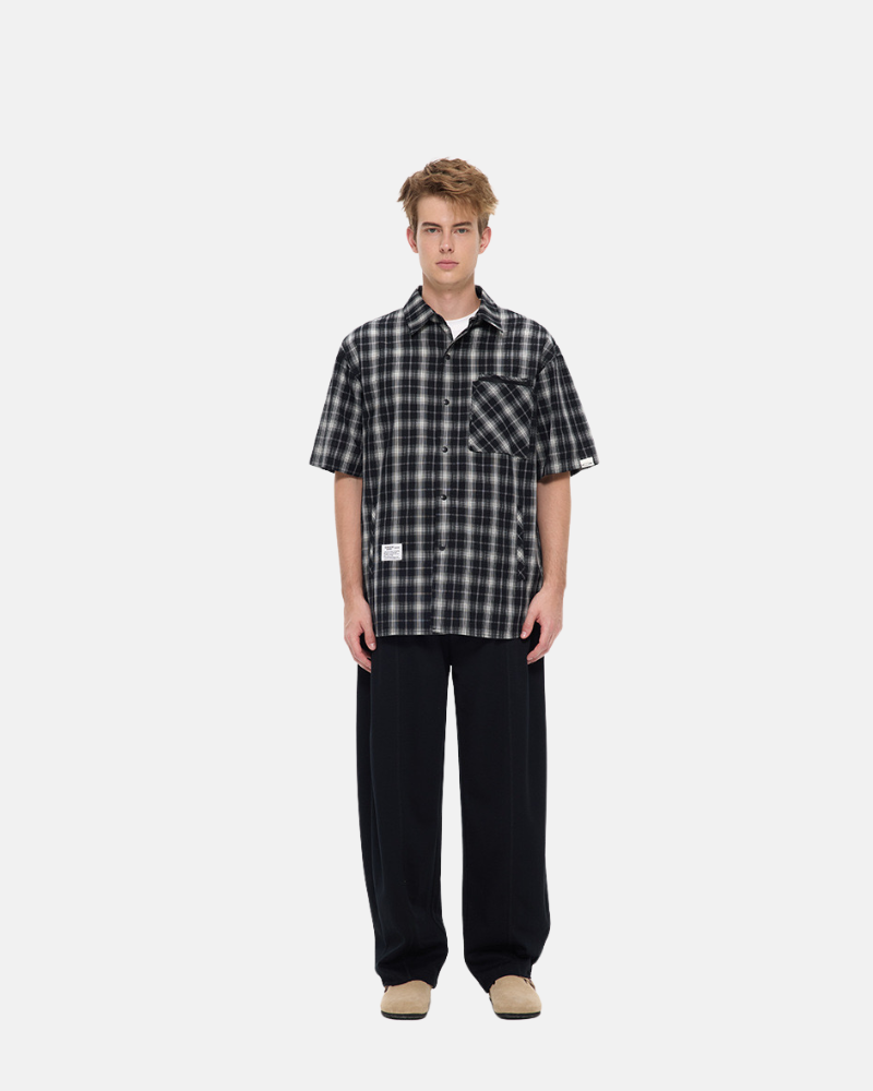 Chemise à manches courtes à coupe décontractée en tissu à carreaux