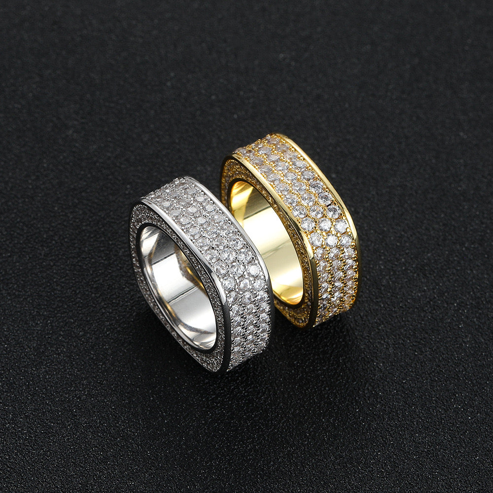 110. Diamant-Klassik-Ring
