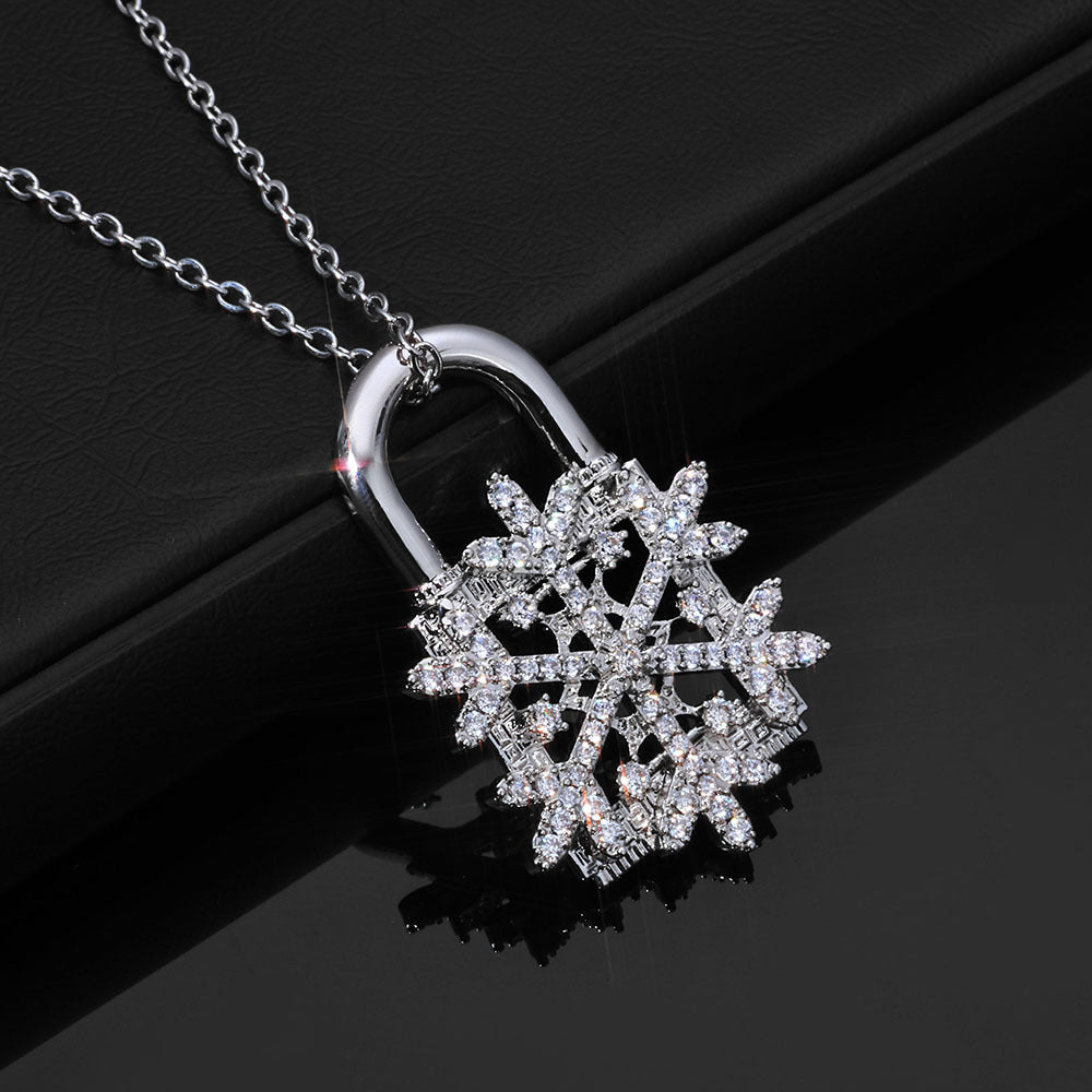 Iced Snowflake Lock Necklace – Silver Edition