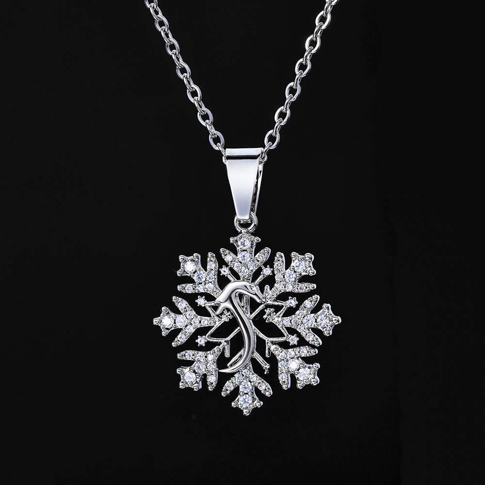 Icy Snowflake Lock Necklace – Silver Edition