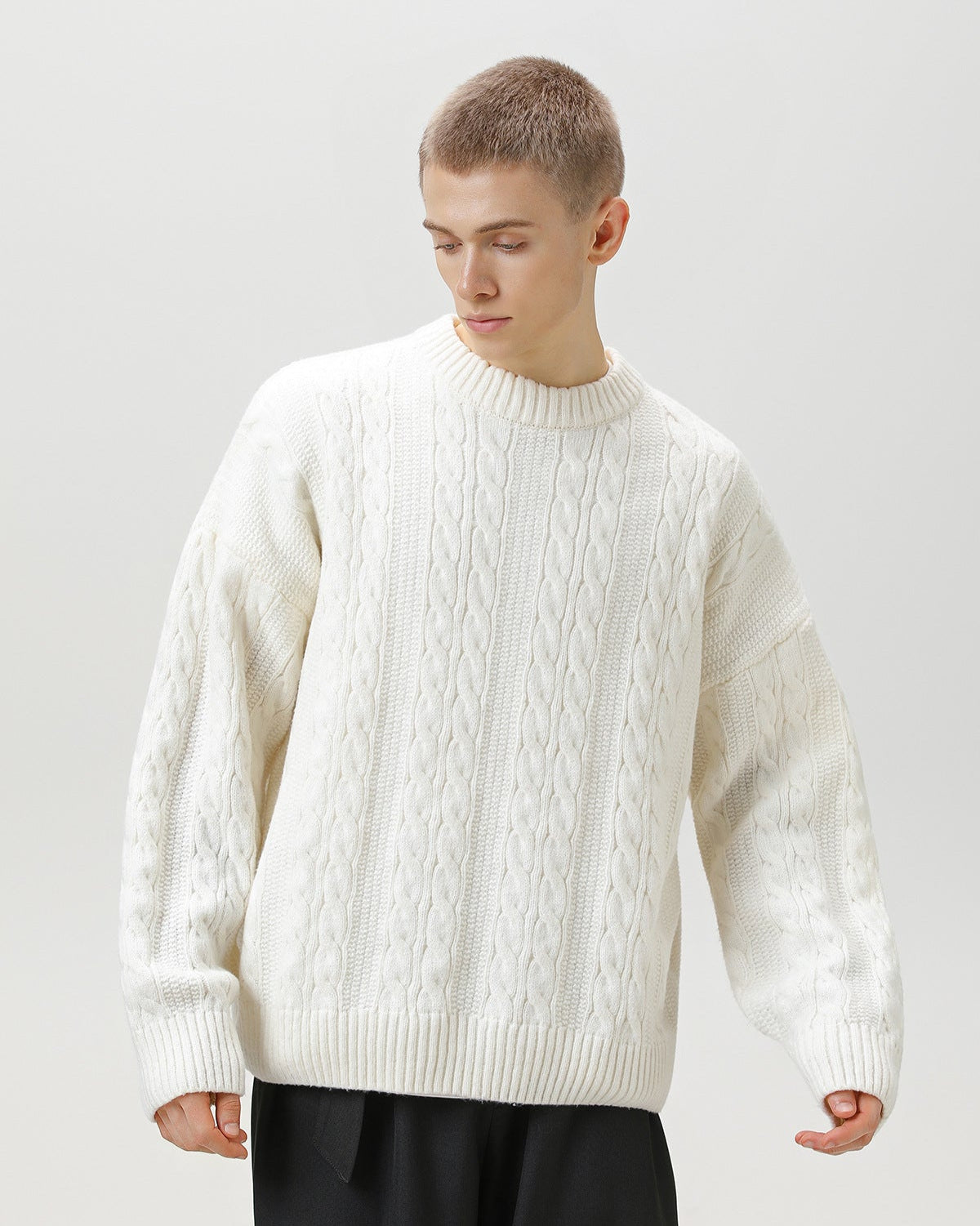Pull en maille torsadée