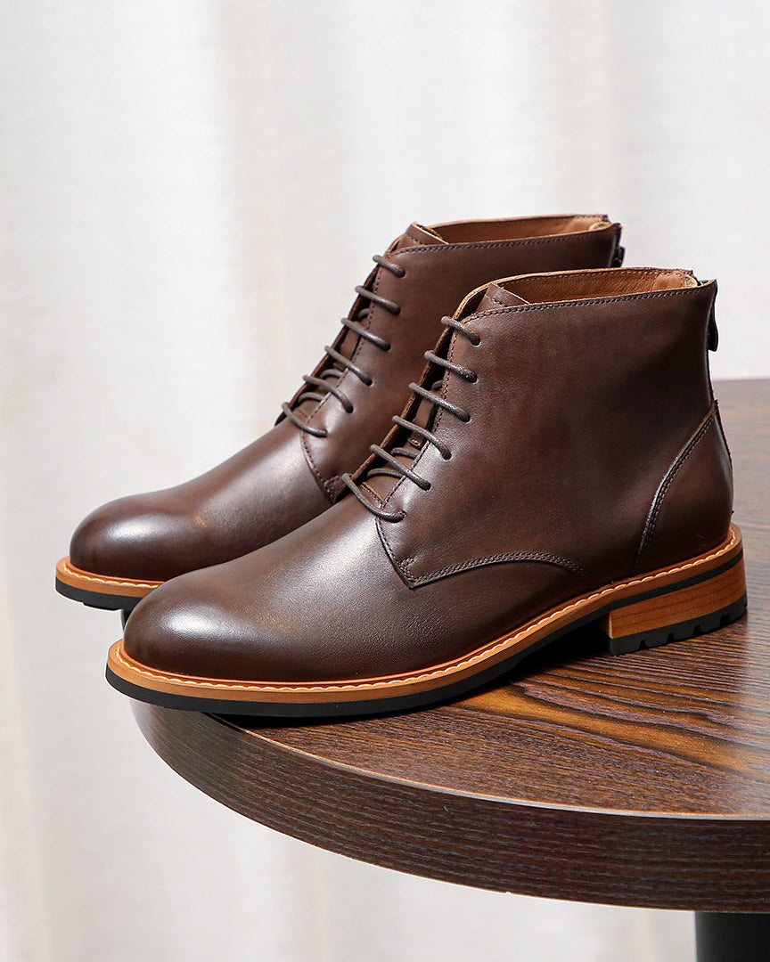 The Alder Chukka Boots