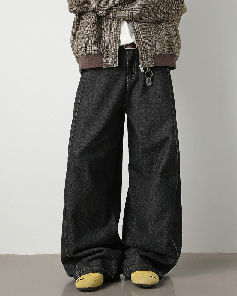 The Seamline Relaxed Denim Jeans