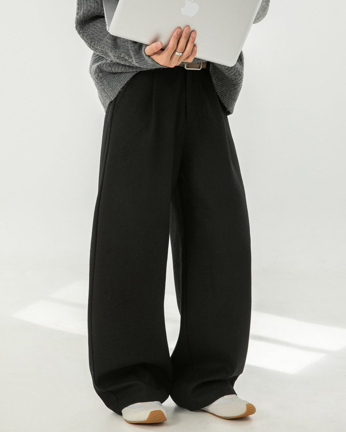 Die drapierte Hose aus Wollmischung