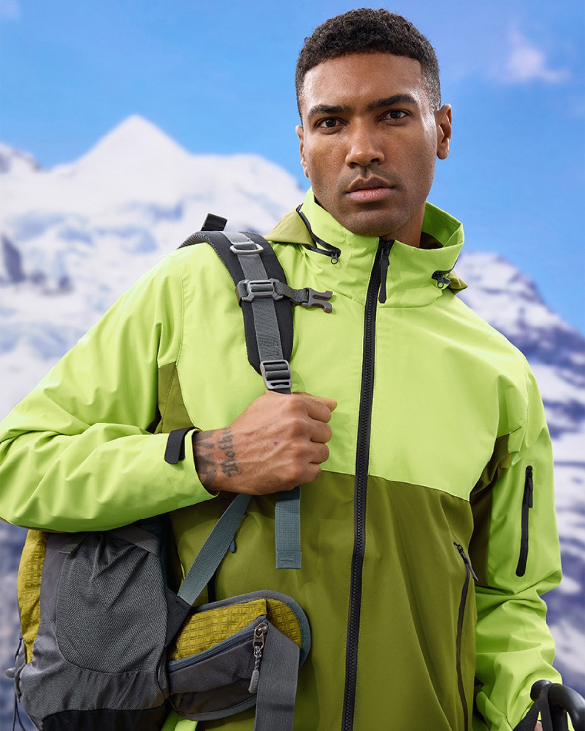 Summit Pro Wasserdichte Windjacke mit Kapuze