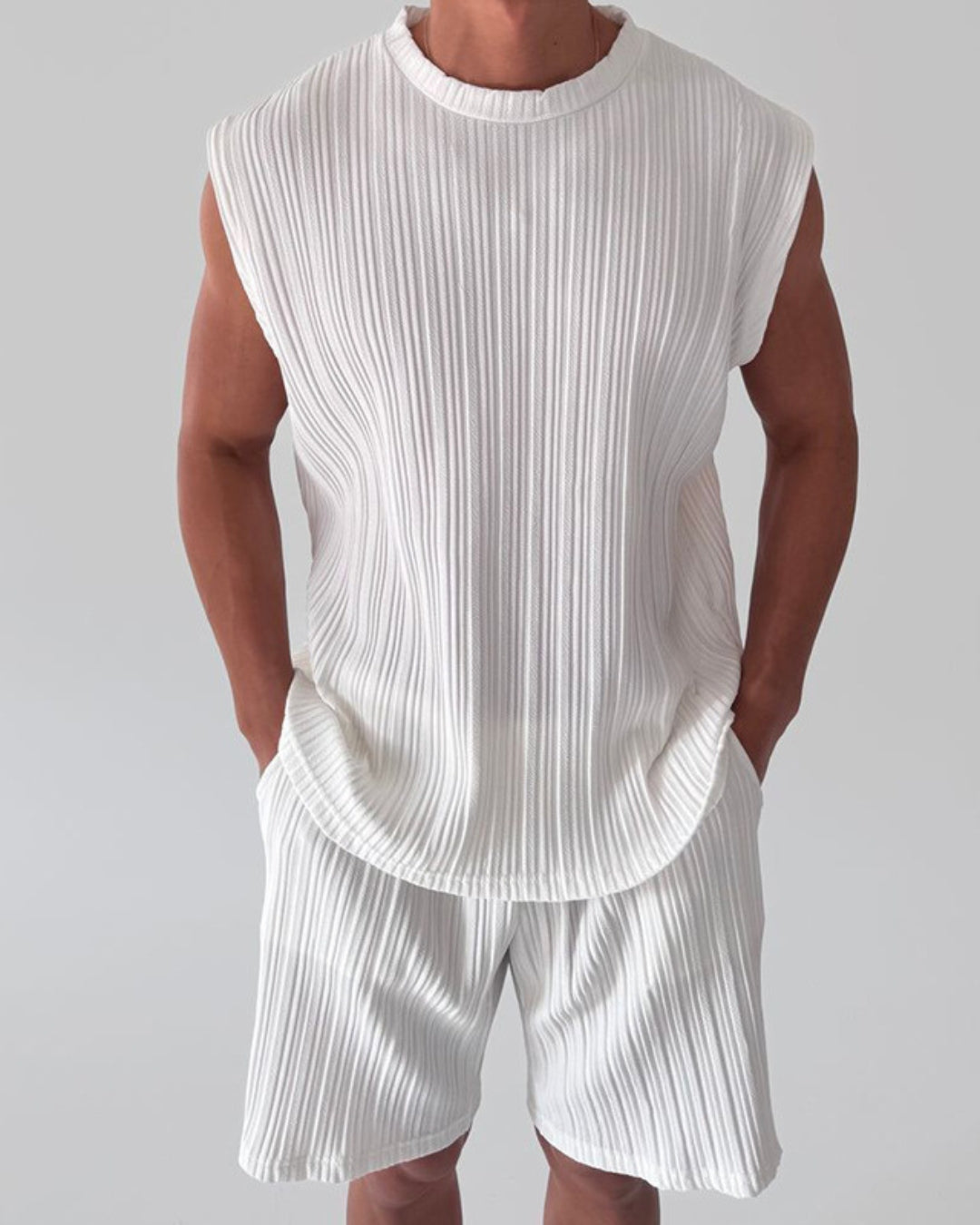 Conjunto plisado sin mangas marfil