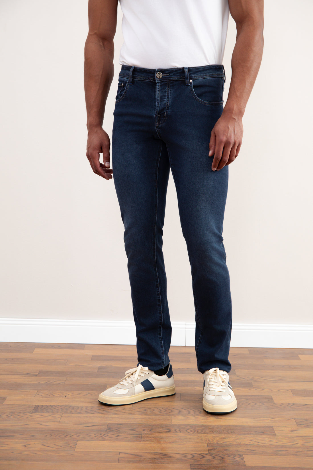 Vaqueros Slim-fit en lavado azul marino