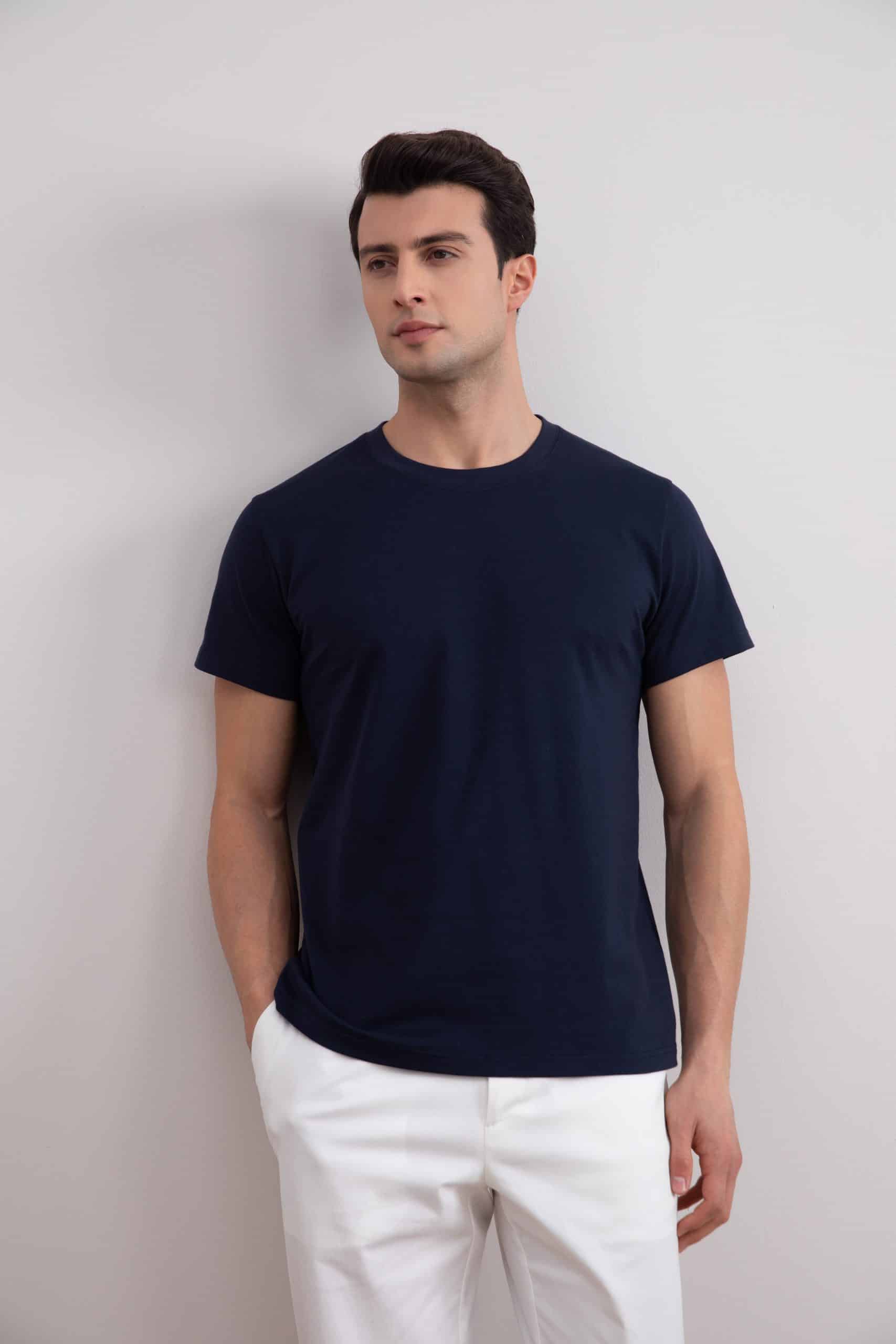 Camiseta azul marino Slim fit cuello redondo