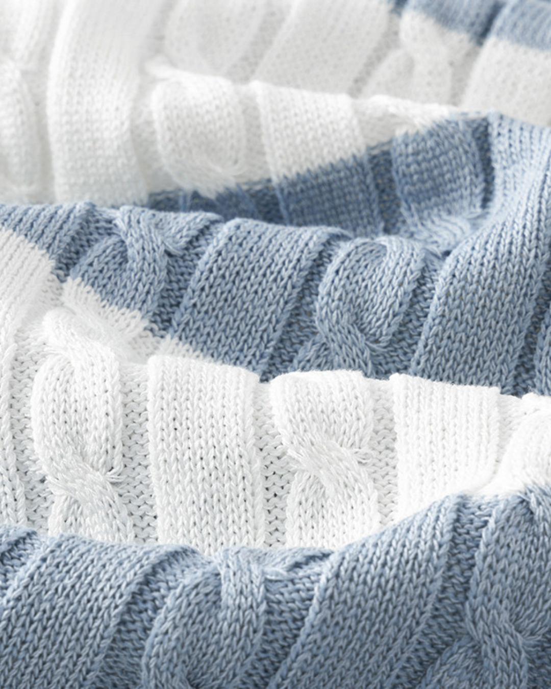 Polo de rayas tejido por cable