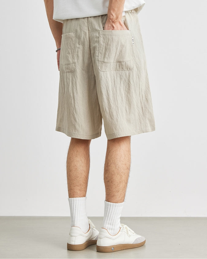 Leveät rennot pellavaiset shortsit