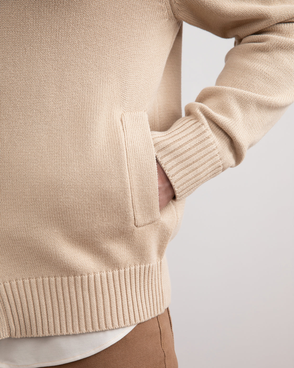 Beige Ribbed painiketta sulkeminen taskut Cardigan Cardigan