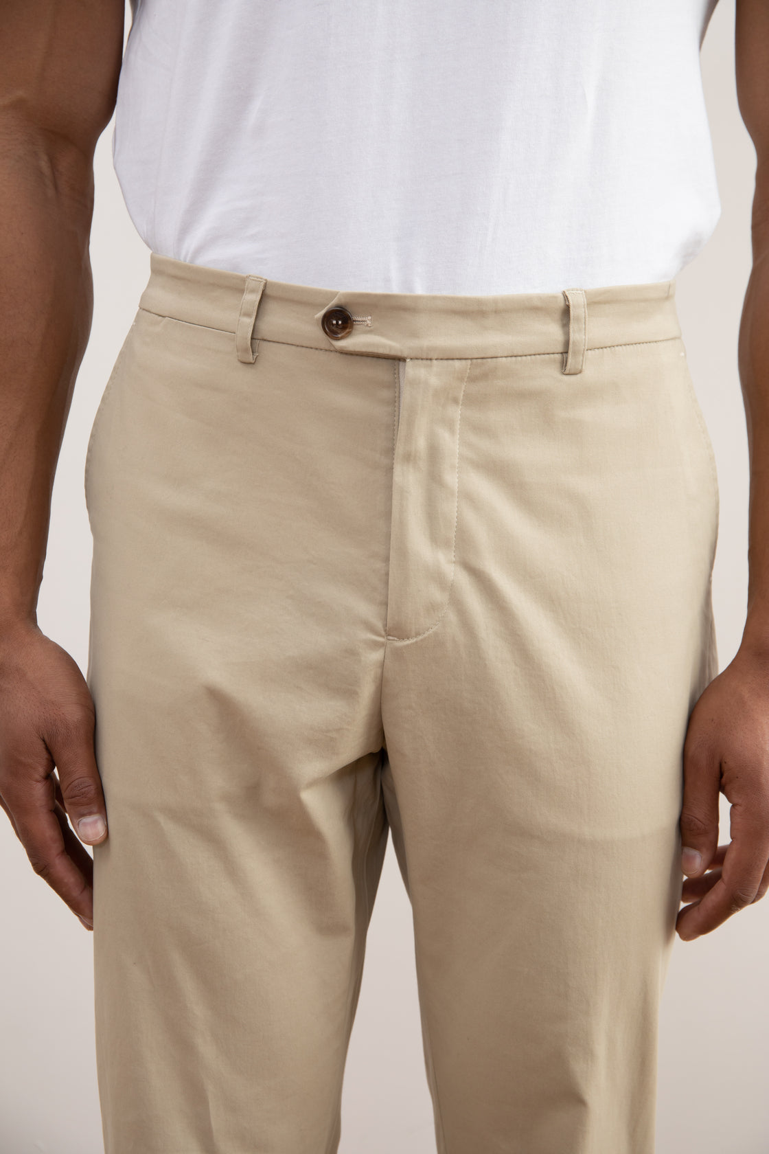 Beige suorakantinen chino