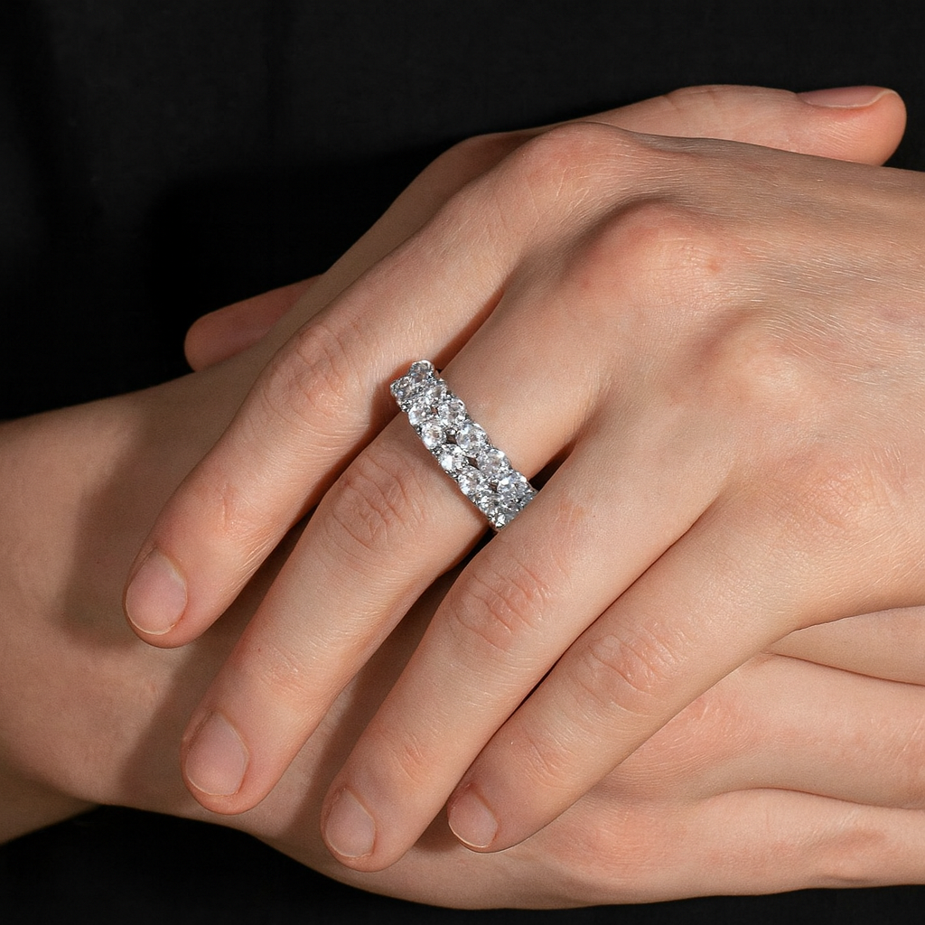 JÄÄTYNYT KAKSIRIVINEN TENNISRENGAS