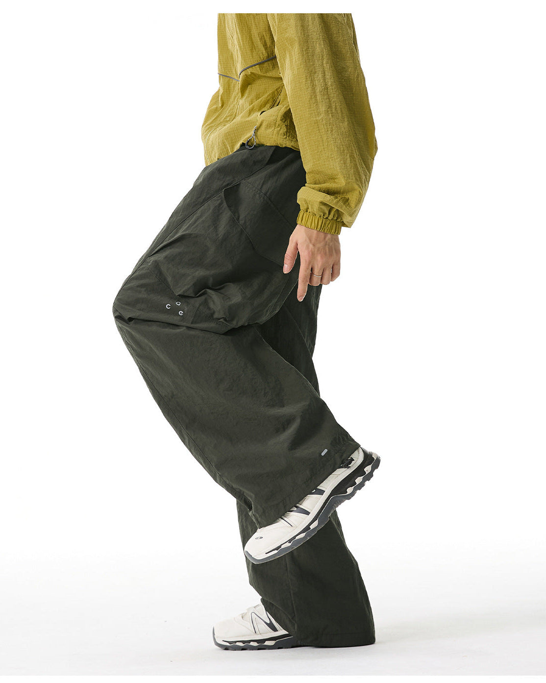 Le Pantalon Cargo Déperlant à l’Eau