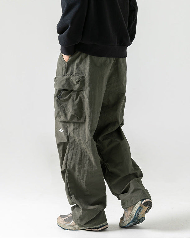 Le pantalon cargo double terrain