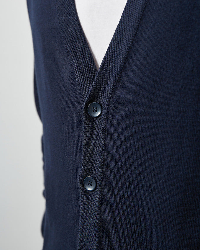 Le cardigan en tricot Mimaike Essential à col en V