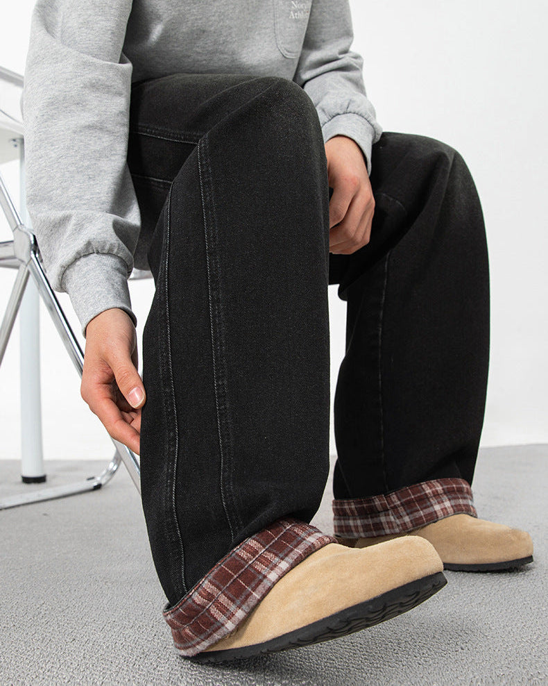 Les jeans en denim lavé à carreaux