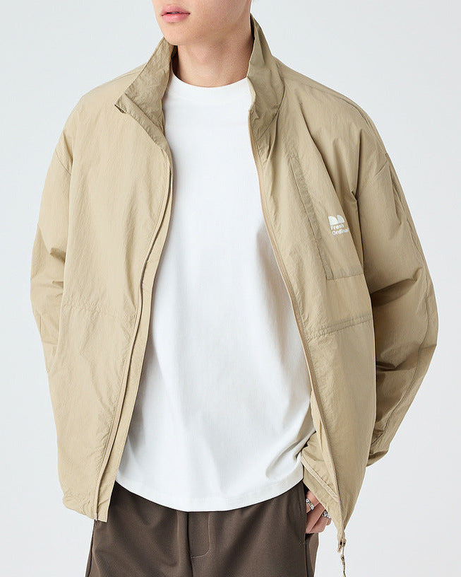 The Momeike 2025 Autumn Unisex Sun-Protective Stand Collar Jacket (veste à col montant avec protection solaire)