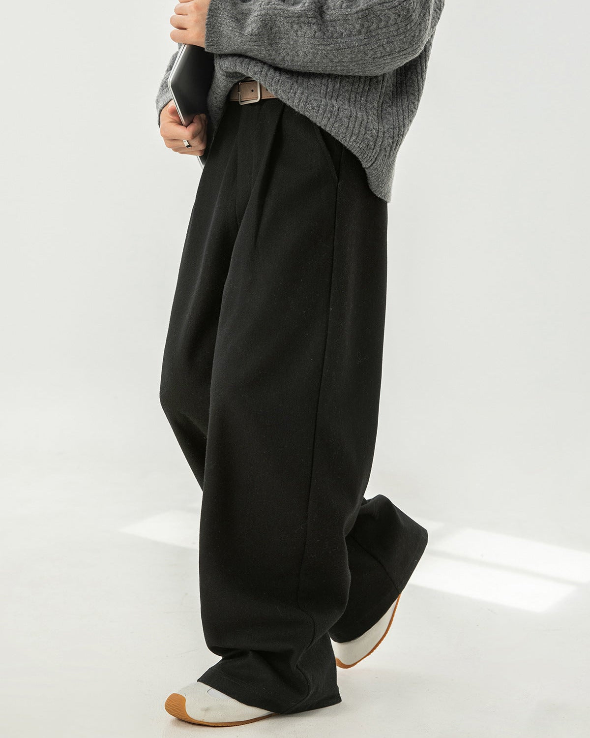 The Woolblend Draped Trousers (pantalon drapé en laine)