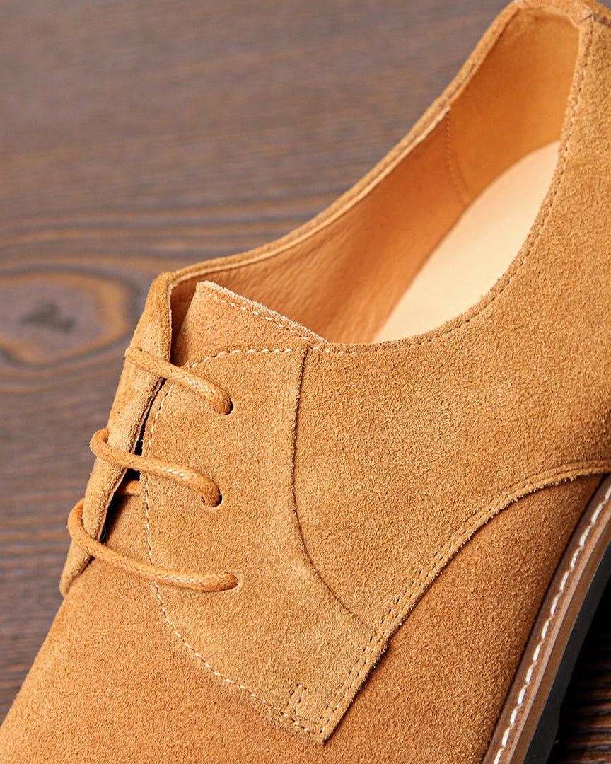 Les chaussures de derby en daim Softey