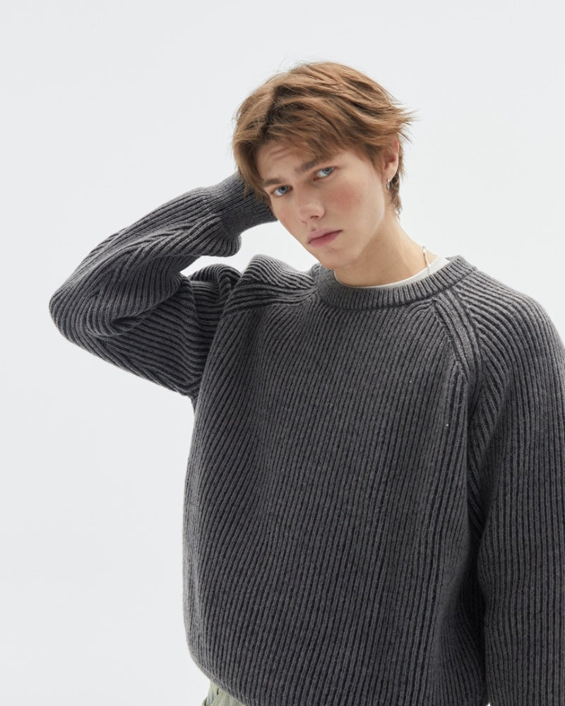 Sweater Crewneck Rajutan Belange Bergaris