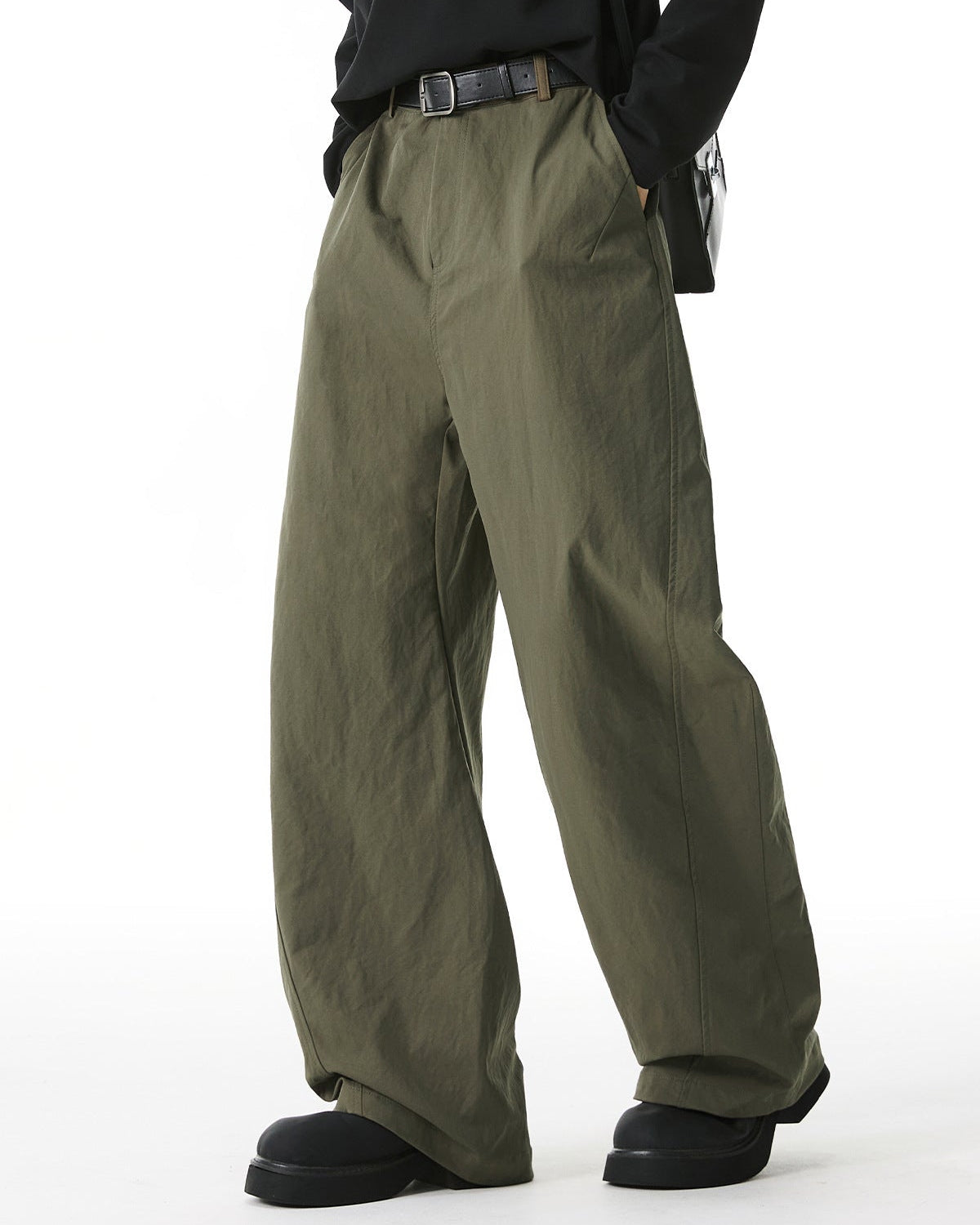 Pantaloni con pannello a pieghe The Divide