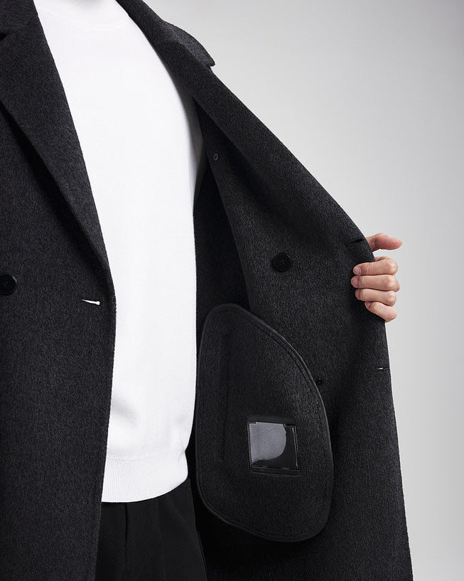 Il classico cappotto reversibile in lana