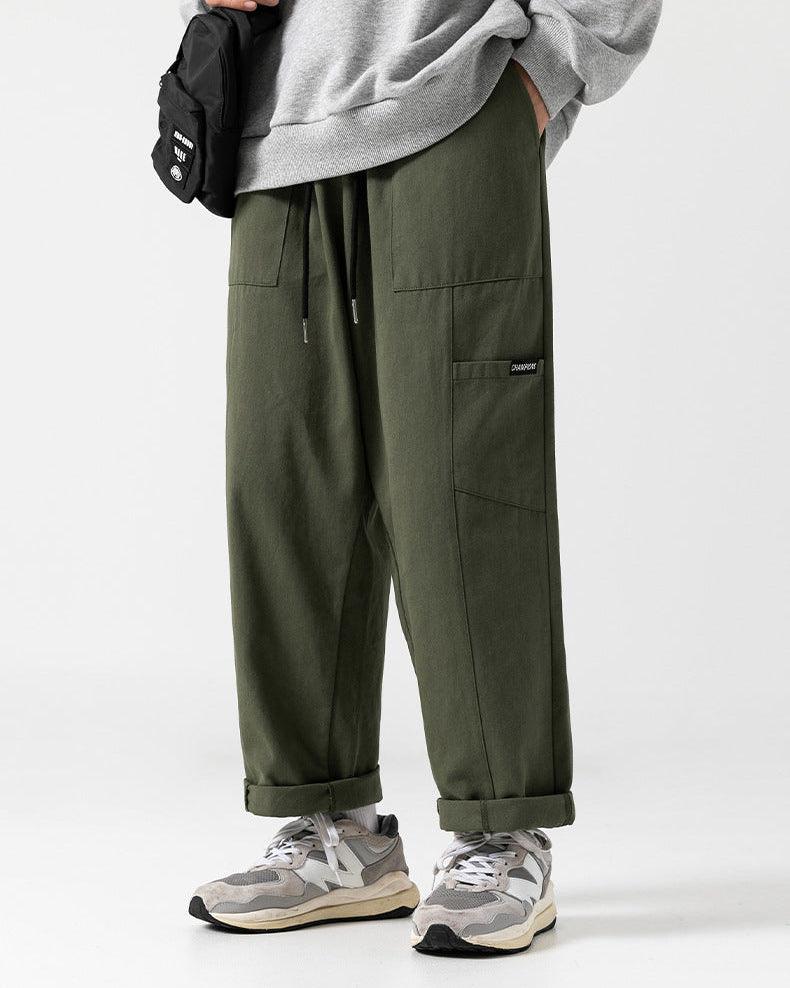 I pantaloni da lavoro con cuciture strutturate