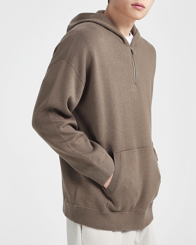 Maglione con cappuccio a mezza zip