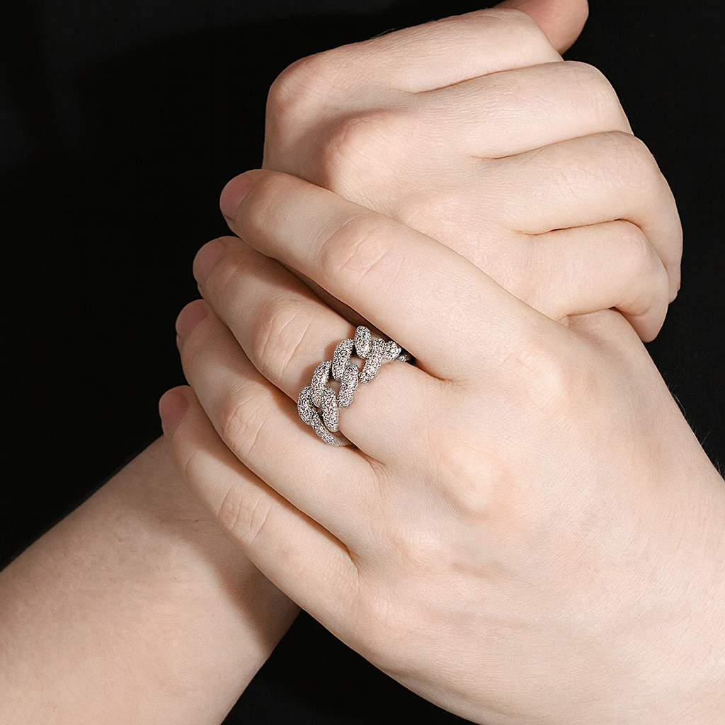 ANELLO CON SERPENTE DI DIAMANTI